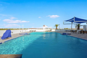 Beachfront Port Aransas Condo with Pool Access!